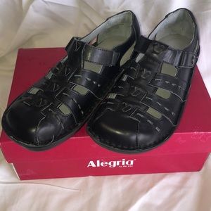 Alegria Pesca shoes size 37 NEW